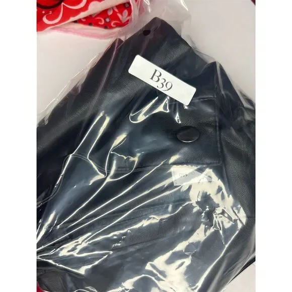 ZARA Women's High-Waist Cropped Pants Black Size 10 Casual - Picture 8 of 8